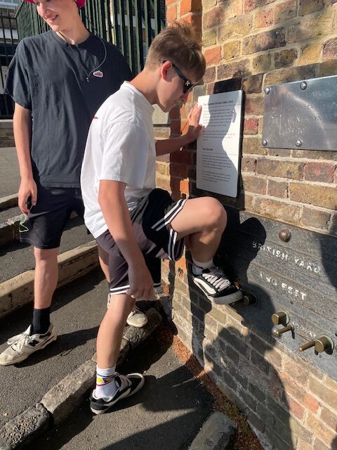 Greenwich - 1 foot